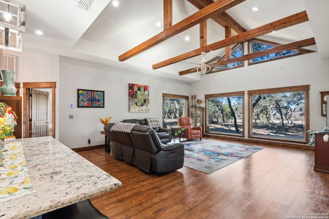 381 Camino Primero, House other with 3 bedrooms, 2 bathrooms and null parking in Leakey TX | Image 8