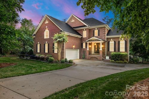 4685 Eagle Pointe Ct, Denver, NC, 28037-7308 | Card Image