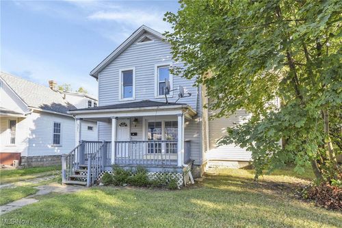 321 W 8th St, Lorain, OH, 44052-1819 | Card Image