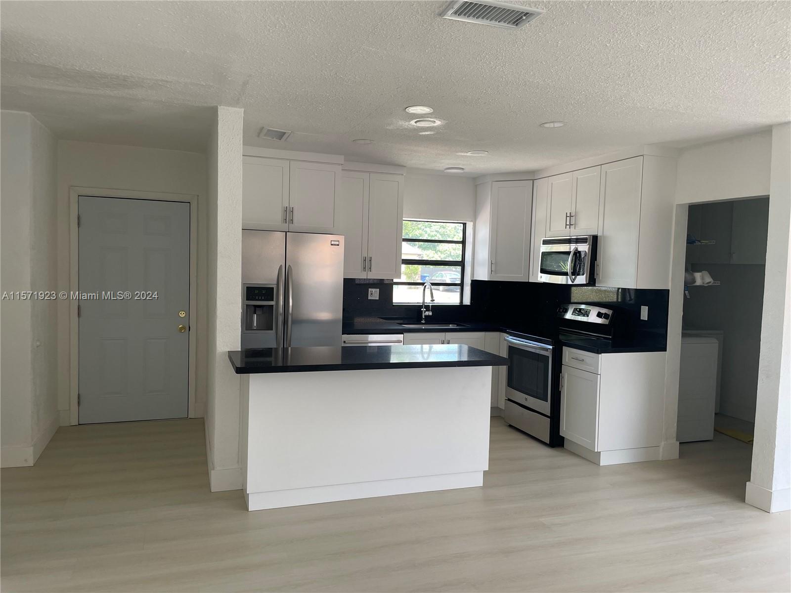 25th Ct, Miami Gardens, FL 33056