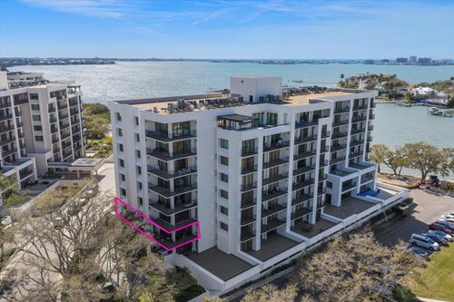 apt-203-8 Belleview Blvd, BELLEAIR, FL, 33756-1967 | Card Image