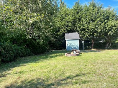 Nice and level! Small storage shed. | Image 1