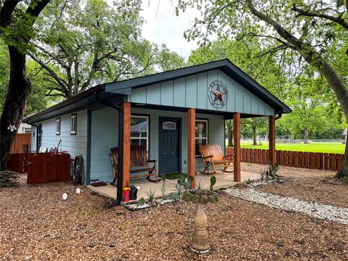 1000 S 4th St, Bonham, TX, 75418-4610 | Card Image