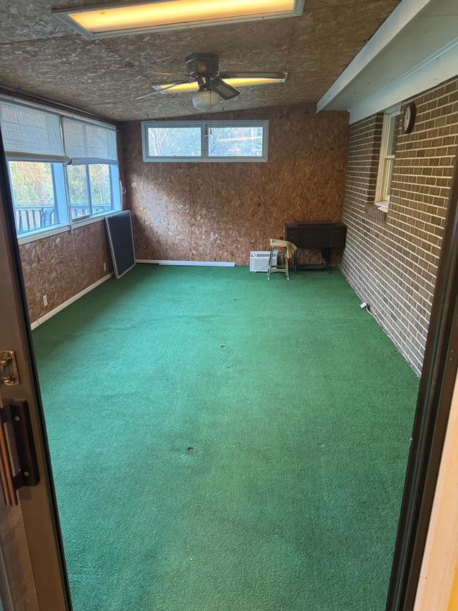 573 Cresswood Dr, House other with 3 bedrooms, 2 bathrooms and 1 parking in Richlands VA | Image 17
