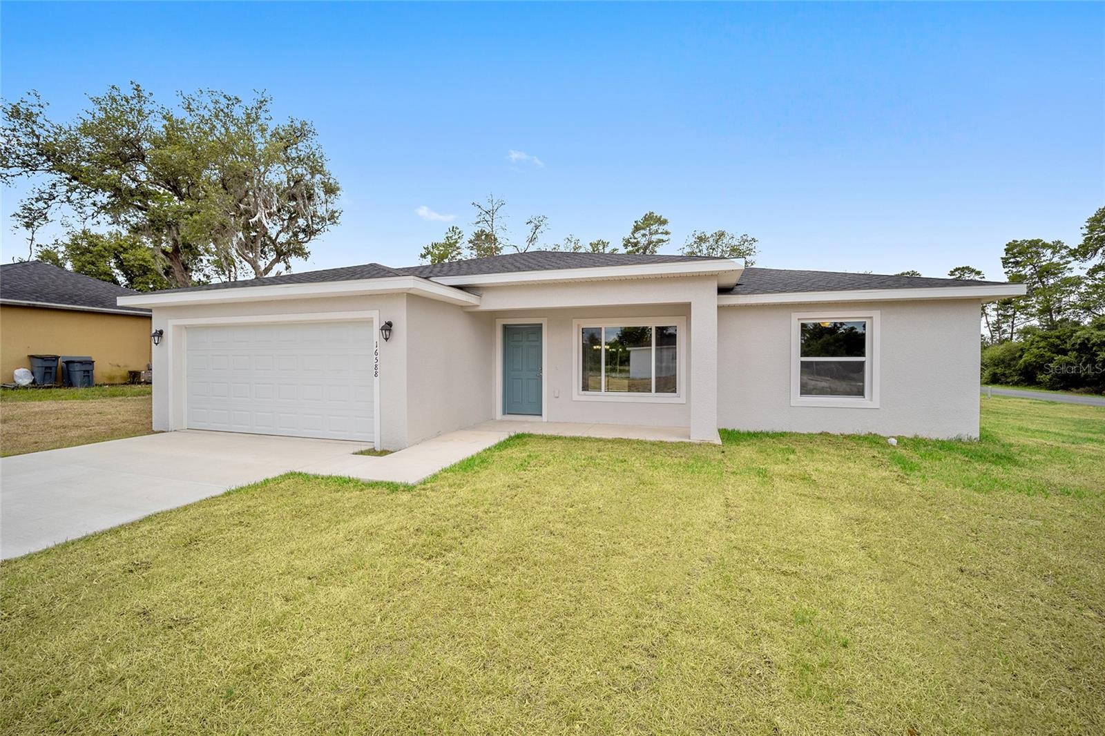 Malauka Loop Ln, Ocklawaha, FL 32179