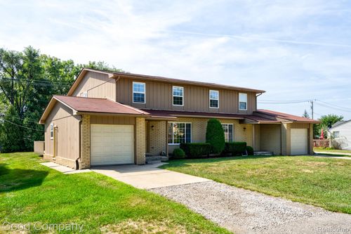87 Forthton Dr, Troy, MI, 48084-5412 | Card Image