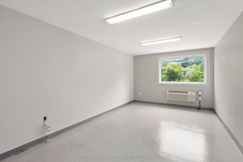 209-35 Bridge St, Picton, ON, K0K2T0 | Card Image