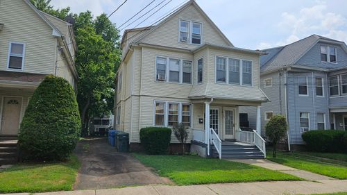 116 Helen St, Hamden, CT, 06514-4419 | Card Image