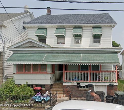 apt-2-585 Arthur St, Hazleton, PA, 18201-4558 | Card Image