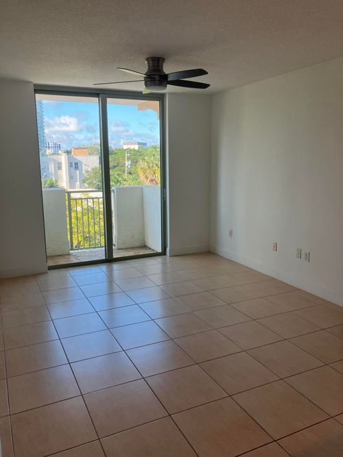 326-610 Clematis St, West Palm Beach, FL, 33401-5398 | Card Image