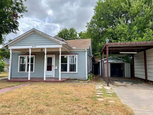 405 E South St, Henrietta, TX, 76365-3516 | Card Image