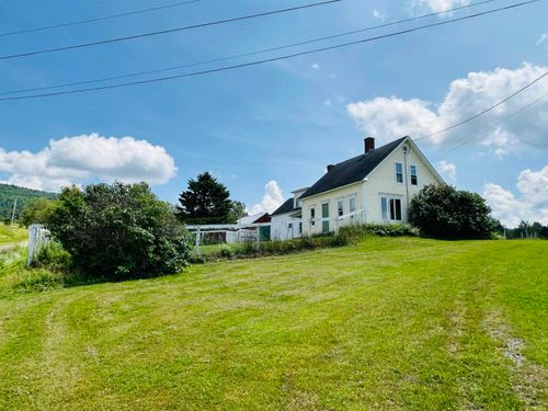 797 Golf Links Road, Colebrook, NH, 03576 | Card Image