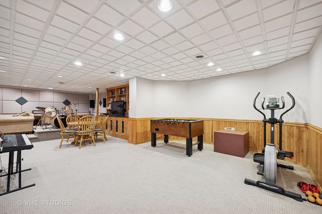 2081 Jordan Ter, House other with 5 bedrooms, 5 bathrooms and 3 parking in Buffalo Grove IL | Image 4