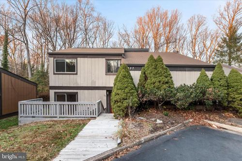 2337 Glade Bank Way, RESTON, VA, 20191-2731 | Card Image