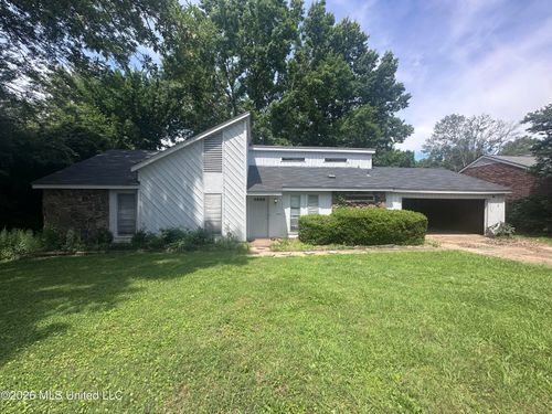 5629 Ridgetop Dr, Horn Lake, MS, 38637-3730 | Card Image