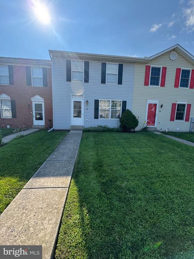 58 N Gala, Townhouse with 3 bedrooms, 1 bathrooms and null parking in Littlestown PA | Image 13