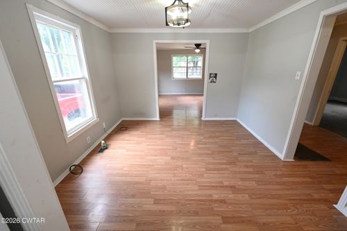1305 Troy Ave, Dyersburg, TN, 38024-3135 | Card Image