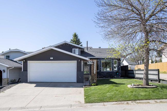 131 Macewan Meadow Way Nw, House other with 3 bedrooms, 3 bathrooms and 5 parking in Calgary AB | Image 36