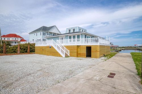 304 Marina Way, N Topsail Beach, NC, 28460-8151 | Card Image