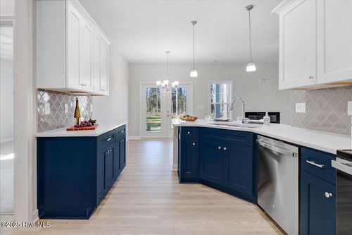 1774 Walnut Run Dr, Deep Run, NC, 28525-9498 | Card Image