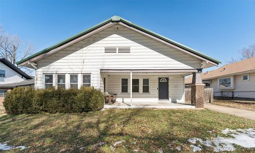 1109 E 9th St, Okmulgee, OK, 74447-5205 | Card Image