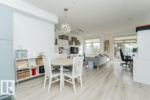 202-9503 101 Ave Nw, Edmonton, AB, T5H4R1 | Card Image