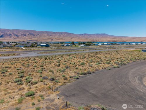 453 Airport Way Sw, Mattawa, WA, 99349-1950 | Card Image
