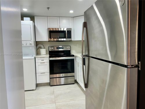 804-210 174th St, Sunny Isles Beach, FL, 33160-3338 | Card Image