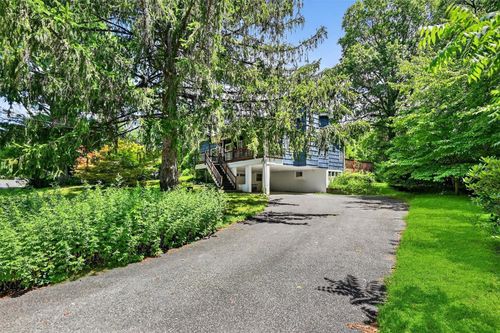 17 Merriewold Ln N, Monroe, NY, 10950-1904 | Card Image