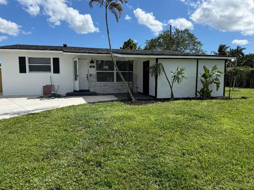 958 Montego Dr, West Palm Beach, FL, 33415-3846 | Card Image