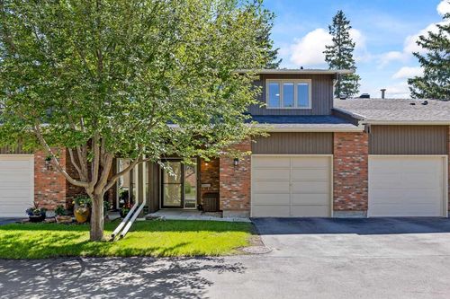 12-10001 Brookpark Blvd Sw, Calgary, AB, T2W3E3 | Card Image
