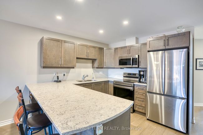 301 Napier Lane, House attached with 3 bedrooms, 3 bathrooms and 2 parking in Almonte ON | Image 7