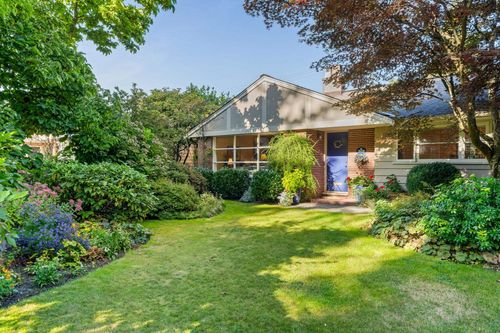 2658 Newmarket Dr, North Vancouver, BC, V7R2T4 | Card Image