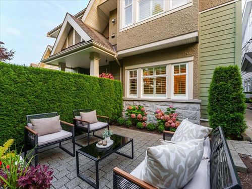 4448 W 8th Ave, Vancouver, BC, V6R2A2 | Card Image
