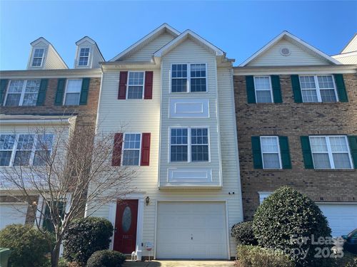316 Langhorne Dr, Mount Holly, NC, 28120-1452 | Card Image