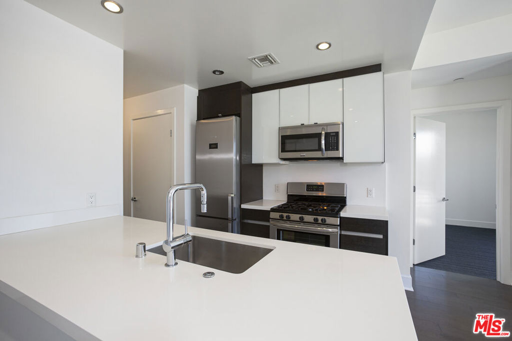 Residential in Playa Del Rey 5