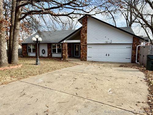 443 Shadow Ln, Sapulpa, OK, 74066-3252 | Card Image