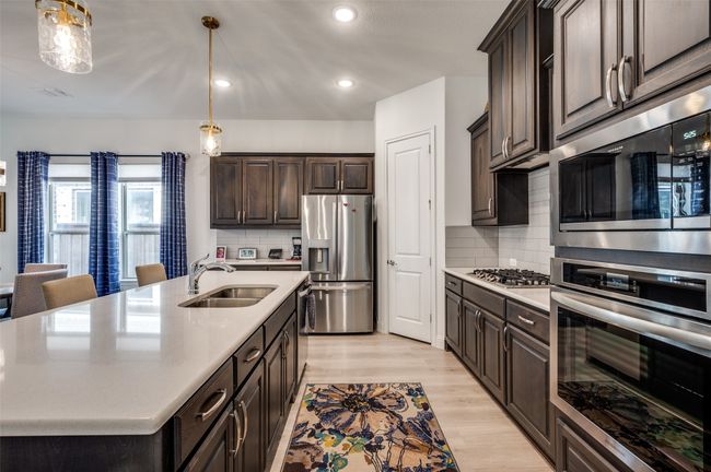 Stainless steel appliances. | Image 27