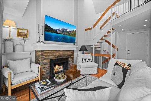 apt-219-3225 Grace St Nw, WASHINGTON, DC, 20007-3643 | Card Image