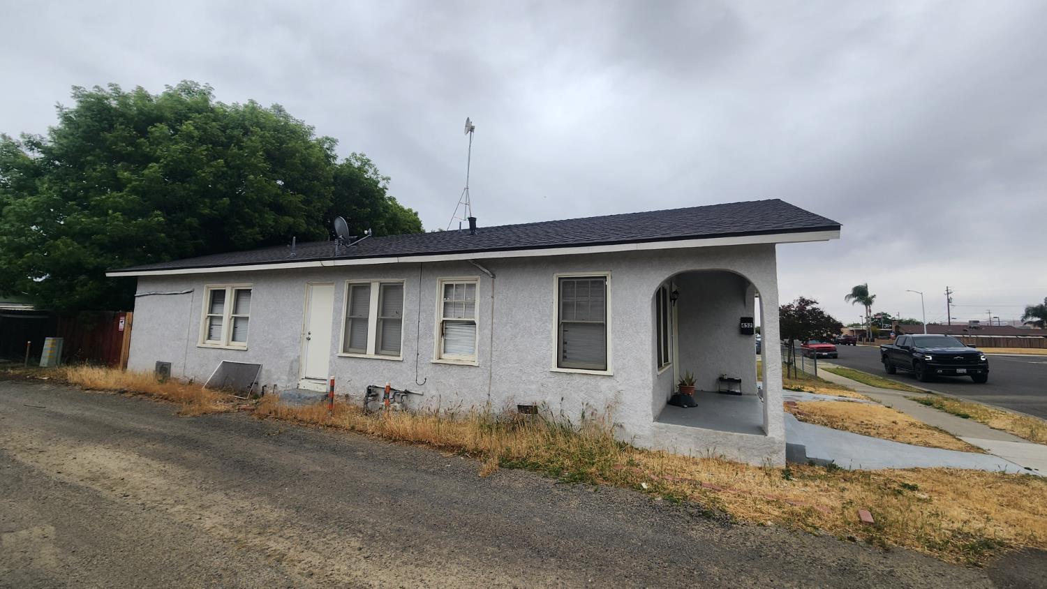 Residential Income in Coalinga 3
