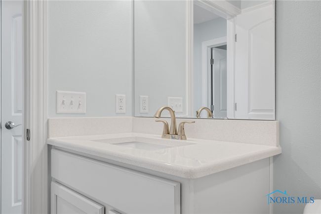 11171 Whitetail Way, House other with 3 bedrooms, 2 bathrooms and 2 parking in Whitehouse OH | Image 18
