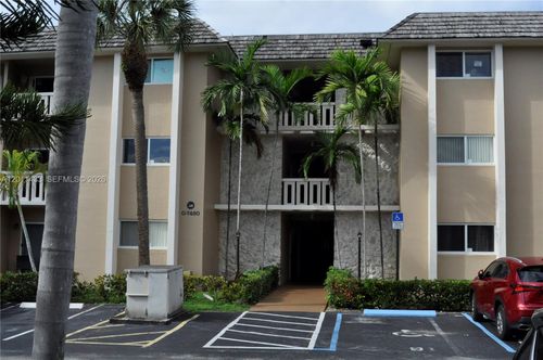 g307-7480 Miami Lakes Dr, Miami Lakes, FL, 33014-6837 | Card Image