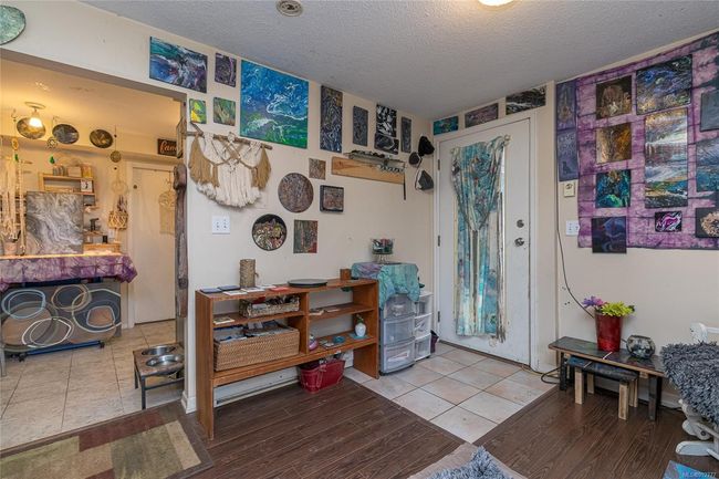 1 bedroom suite living room | Image 24