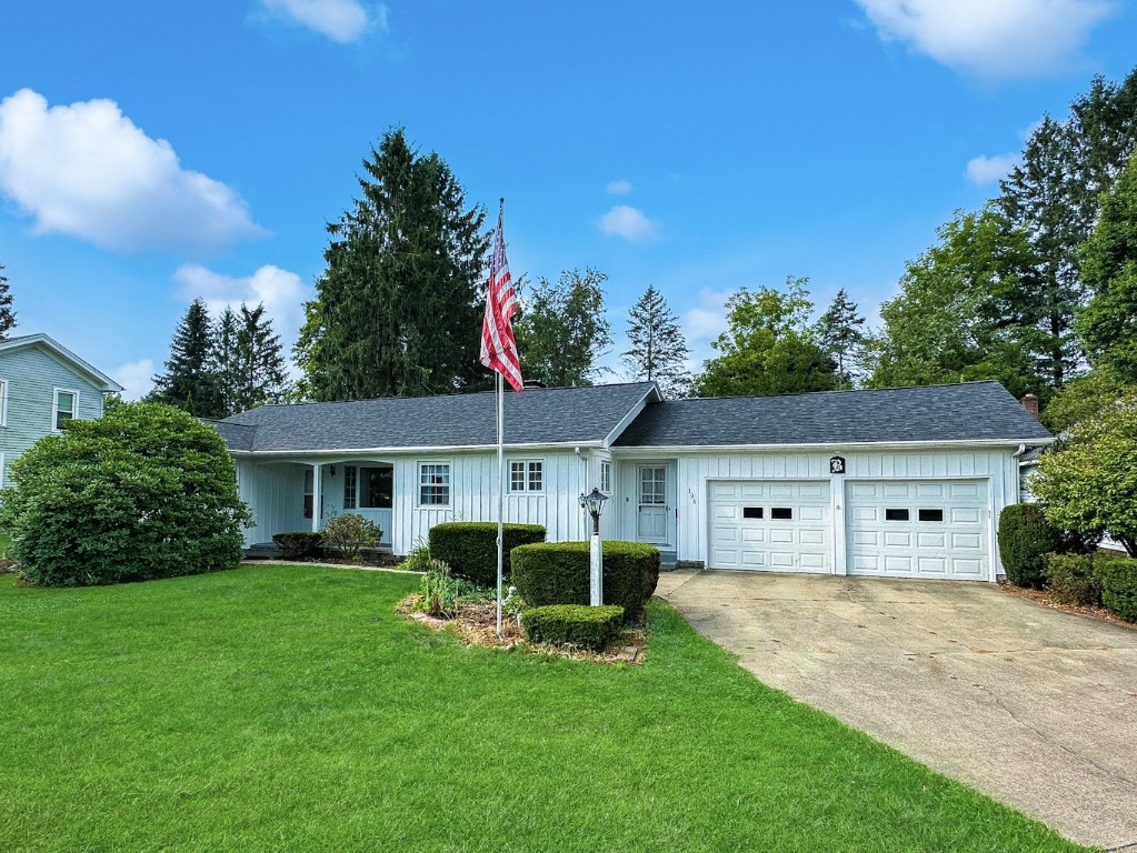 Maple Dr, Edinboro, PA 16412