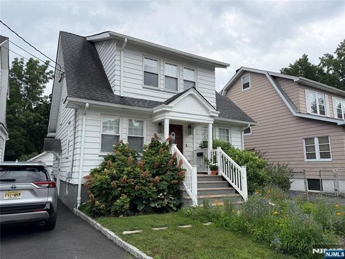 86 Jacoby Street, Maplewood, NJ, 07040 | Card Image