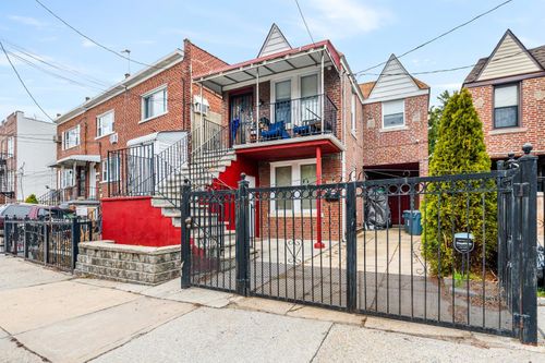 989 Sackett Ave, Bronx, NY, 10462-4019 | Card Image