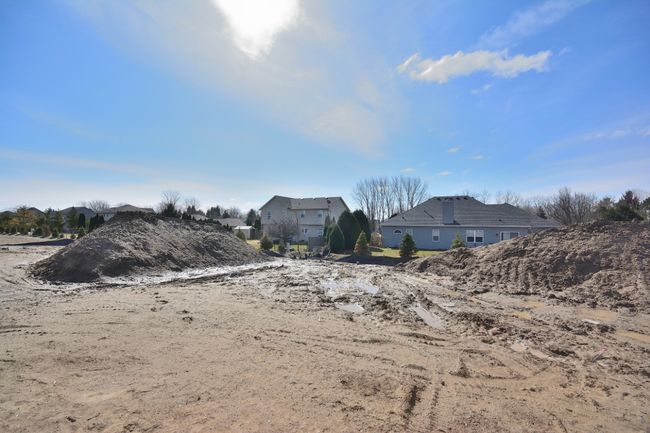 929 5 Mile Rd, House other with 3 bedrooms, 2 bathrooms and null parking in Caledonia WI | Image 4