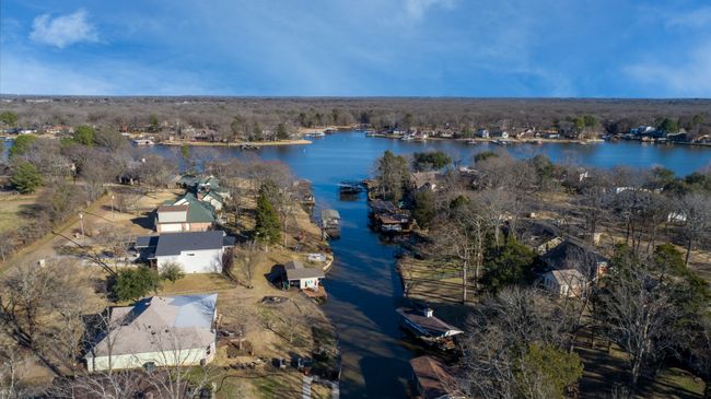 116 1 St Oak Dr, House other with 3 bedrooms, 2 bathrooms and null parking in Enchanted Oaks TX | Image 33