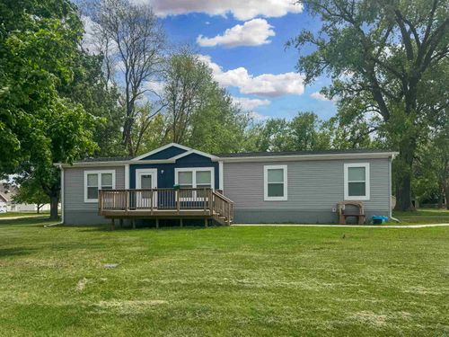 303 Marble St, Onawa, IA, 51040-1937 | Card Image