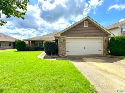 852 River Landing Blvd, House other with 4 bedrooms, 2 bathrooms and null parking in Madison AL | Image 1